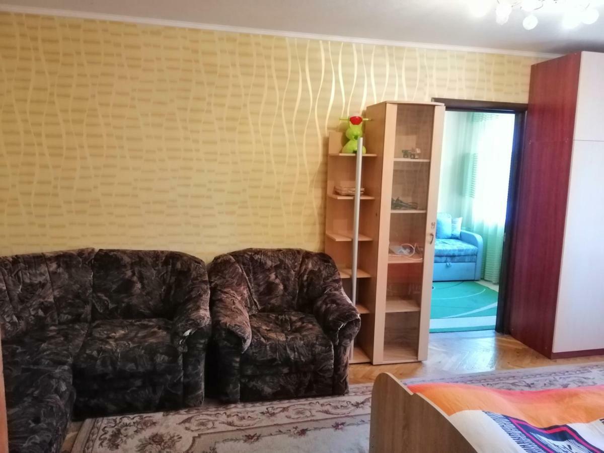 Apartments On Dontsya, 12 Kiev Esterno foto